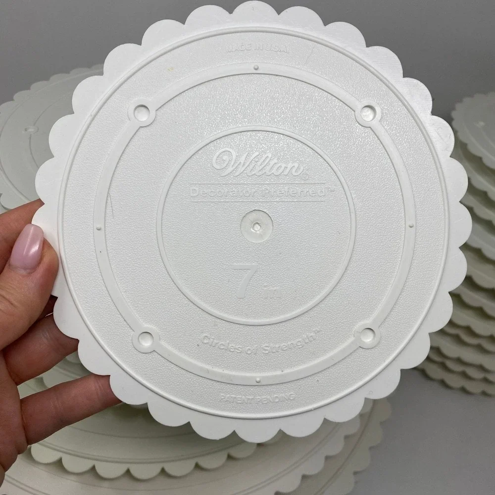 Vtg 23-Set Wilton 18